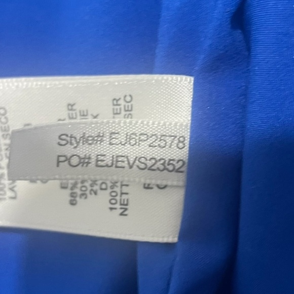 Eliza J Crisscross Seam Crepe Career Sheath 3/4 sleeves Dress Sz 12P - Picture 14 of 14